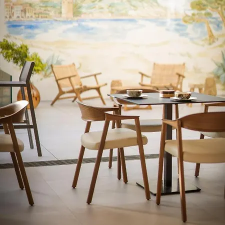 Maria 4* Calvi (Corsica)