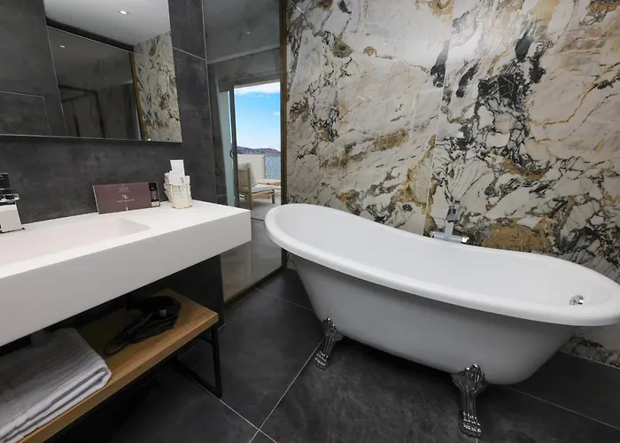 Hotel Maria Calvi (Corsica)