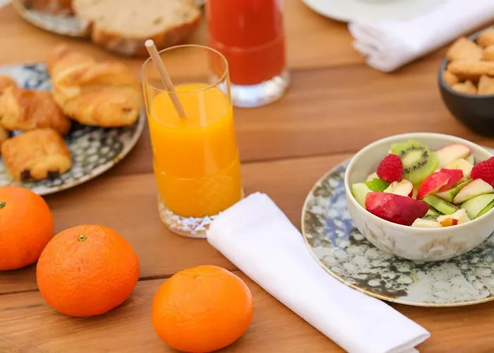 Maria 4* Calvi (Corsica)