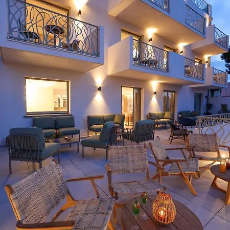 Maria Hotel