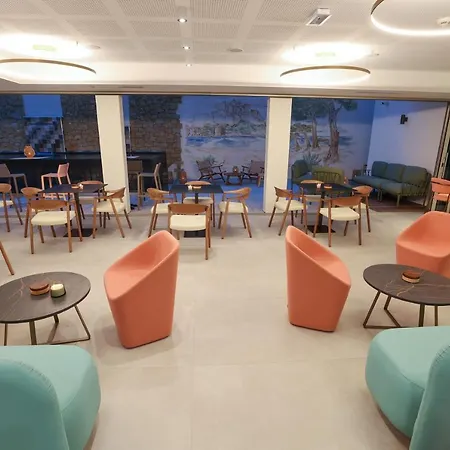 Maria Hotel 4*