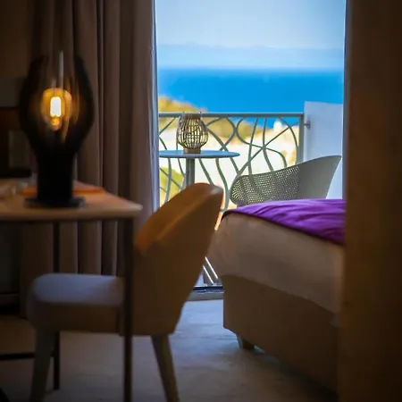 Maria Hotel 4*