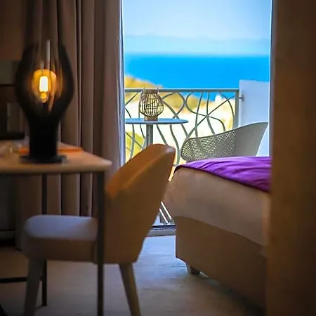 Maria Hotel 4*