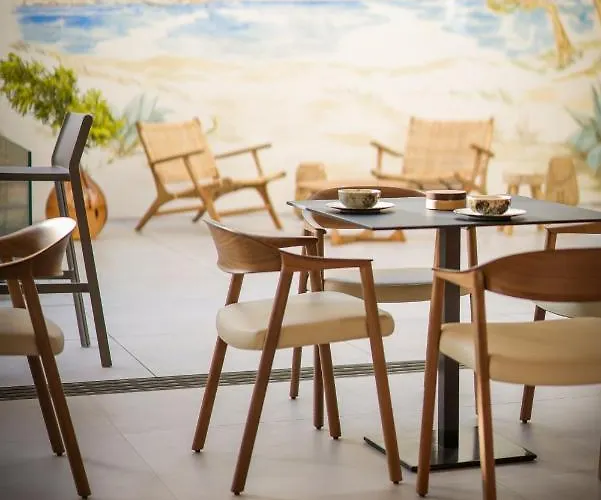 Maria 4* Calvi (Corsica)